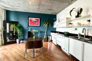 690 SW 1st Ct, Miami, FL 33130 - Photo 4