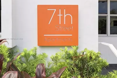 1000 7th St, Miami Beach, FL 33139 - Photo 32