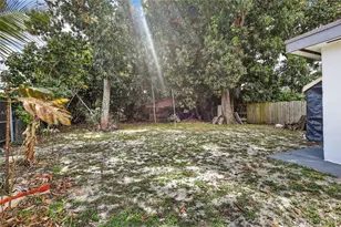 834 NW 115th St, Miami, FL 33168 - Photo 42