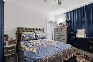 834 NW 115th St, Miami, FL 33168 - Photo 40