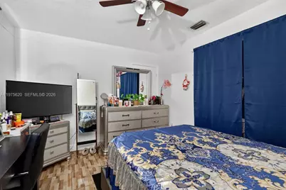 834 NW 115th St, Miami, FL 33168 - Photo 38