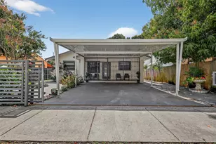 834 NW 115th St, Miami, FL 33168 - Photo 1
