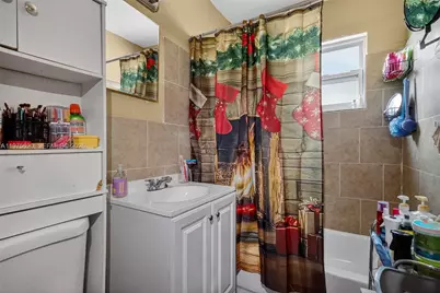 834 NW 115th St, Miami, FL 33168 - Photo 32