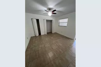 4365 W 1st Ave, Hialeah, FL 33012 - Photo 10