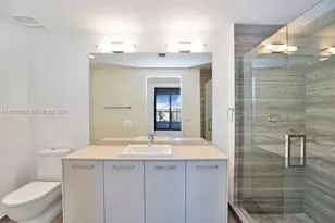 1010 Brickell Ave, Miami, FL 33131 - Photo 14