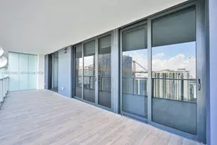 1010 Brickell Ave, Miami, FL 33131 - Photo 32