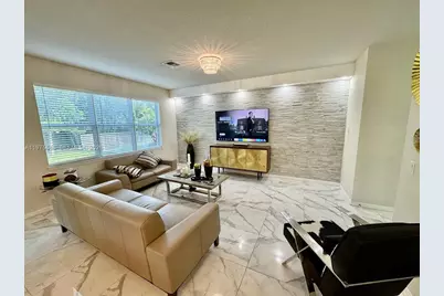 4334 Ficus St, Hollywood, FL 33021 - Photo 2