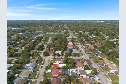 920 NE 159th St #0, North Miami Beach, FL 33162 - Photo 8