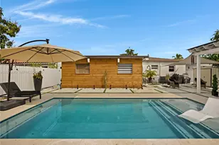 920 NE 159th St, North Miami Beach, FL 33162 - Photo 38