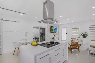 920 NE 159th St, North Miami Beach, FL 33162 - Photo 64