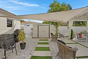 920 NE 159th St, North Miami Beach, FL 33162 - Photo 42