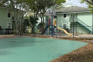 3965 NW 87th Ave, Sunrise, FL 33351 - Photo 30