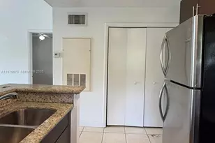 3965 NW 87th Ave, Sunrise, FL 33351 - Photo 12