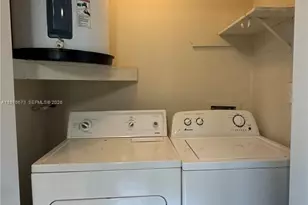 3965 NW 87th Ave, Sunrise, FL 33351 - Photo 22