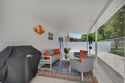 895 W 39th Pl #1, Hialeah, FL 33012 - Photo 34