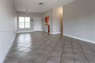 2225 NE 123rd St, North Miami, FL 33181 - Photo 2
