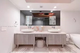 1800 S Ocean Dr, Hallandale Beach, FL 33009 - Photo 64