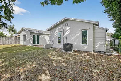 11120 NW 26th Pl, Sunrise, FL 33322 - Photo 30