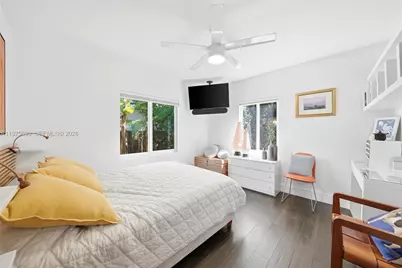2190 SW 20th St, Miami, FL 33145 - Photo 20