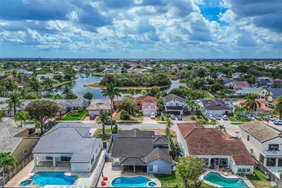 16101 SW 73rd St, Miami, FL 33193 - Photo 56