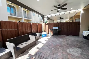 748 NE 34th Ave, Homestead, FL 33033 - Photo 22