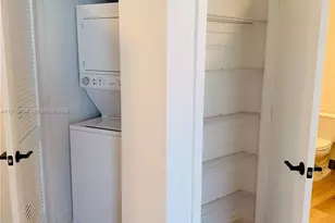 307 SW 5th St, Fort Lauderdale, FL 33315 - Photo 12