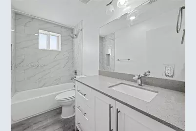 836 NW 33rd Ave, Miami, FL 33125 - Photo 12