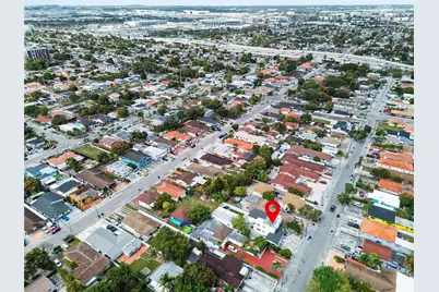 836 NW 33rd Ave, Miami, FL 33125 - Photo 4