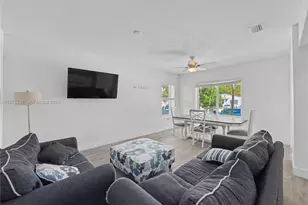 836 NW 33rd Ave, Miami, FL 33125 - Photo 10