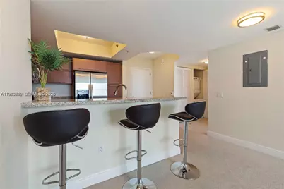 2641 N Flamingo Rd #1806N, Sunrise, FL 33323 - Photo 4