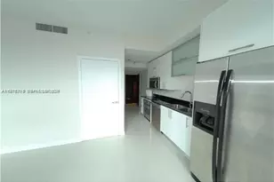 60 SW 13th St, Miami, FL 33130 - Photo 2