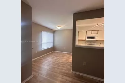 2667 NW 33rd St #2411, Oakland Park, FL 33309 - Photo 6