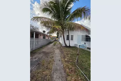 2722 NW 23rd Ave, Miami, FL 33142 - Photo 2