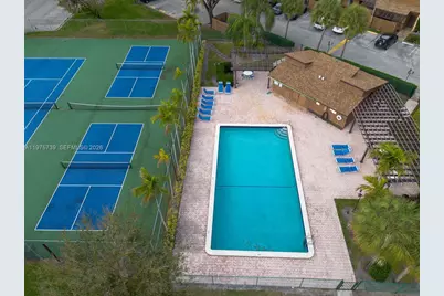 4169 S Pine Island Rd, Davie, FL 33328 - Photo 32