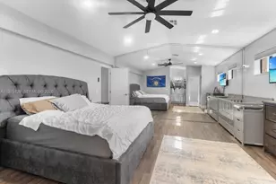 4169 S Pine Island Rd, Davie, FL 33328 - Photo 16