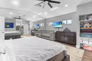 4169 S Pine Island Rd, Davie, FL 33328 - Photo 14