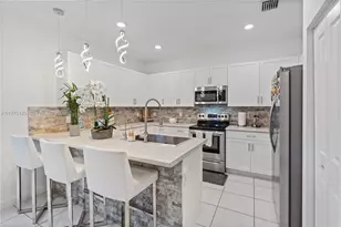 21018 NE 8th Ave, Miami, FL 33179 - Photo 24