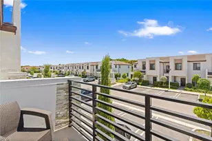 21018 NE 8th Ave, Miami, FL 33179 - Photo 38