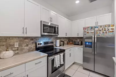 21018 NE 8th Ave #21018, Miami, FL 33179 - Photo 28