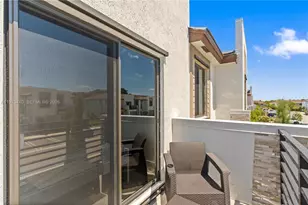 21018 NE 8th Ave, Miami, FL 33179 - Photo 36