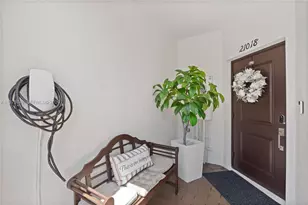 21018 NE 8th Ave, Miami, FL 33179 - Photo 8