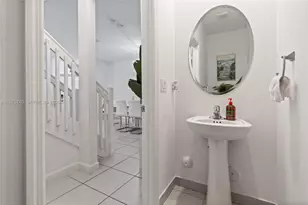 21018 NE 8th Ave, Miami, FL 33179 - Photo 14