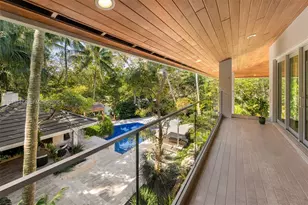 7150 W Lago Dr, Coral Gables, FL 33143 - Photo 22