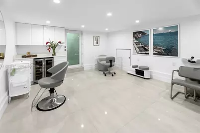 7150 W Lago Dr, Coral Gables, FL 33143 - Photo 26
