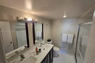 140 Lakeview Dr, Weston, FL 33326 - Photo 14