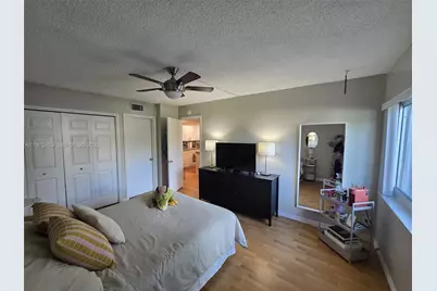 140 Lakeview Dr #111, Weston, FL 33326 - Photo 18