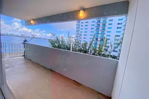 7545 E Treasure Dr, North Bay Village, FL 33141 - Photo 10