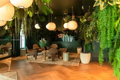 121 NE 5th St #2411, Miami, FL 33132 - Photo 32