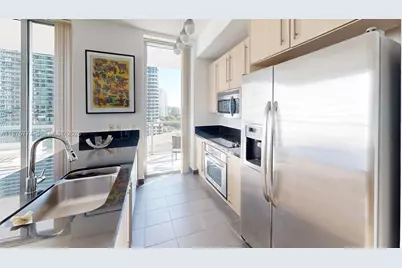 79 SW 12th St #2206-S, Miami, FL 33130 - Photo 4