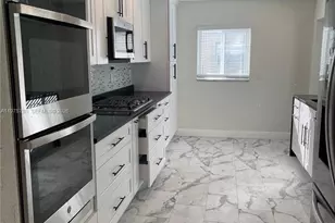 365 NW 4th Ct, Deerfield Beach, FL 33441 - Photo 4